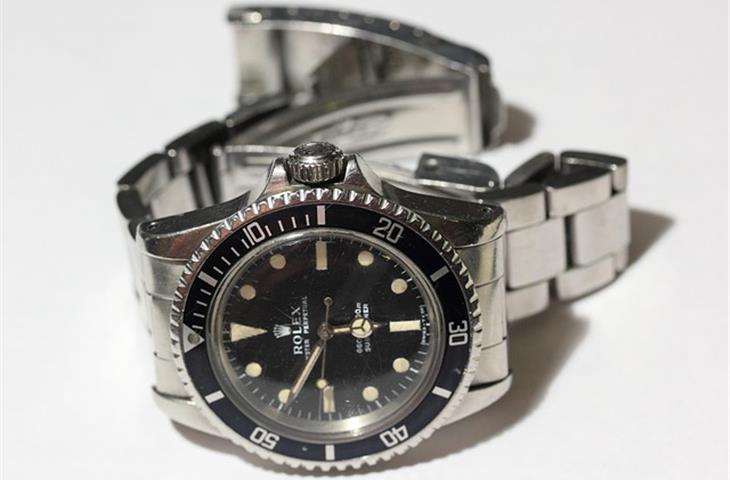 Rediscovering Timeless Elegance: Rolex Oyster Perpetual Gold Vintage